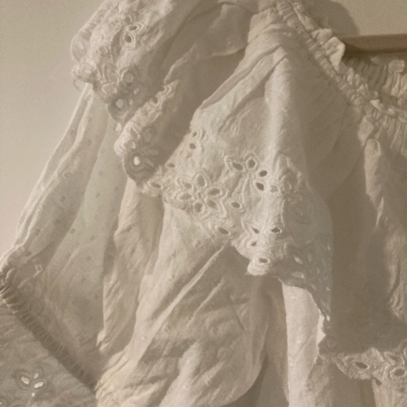 Universal Threads Swiss Dot & Eyelet Top - Picture 7 of 8